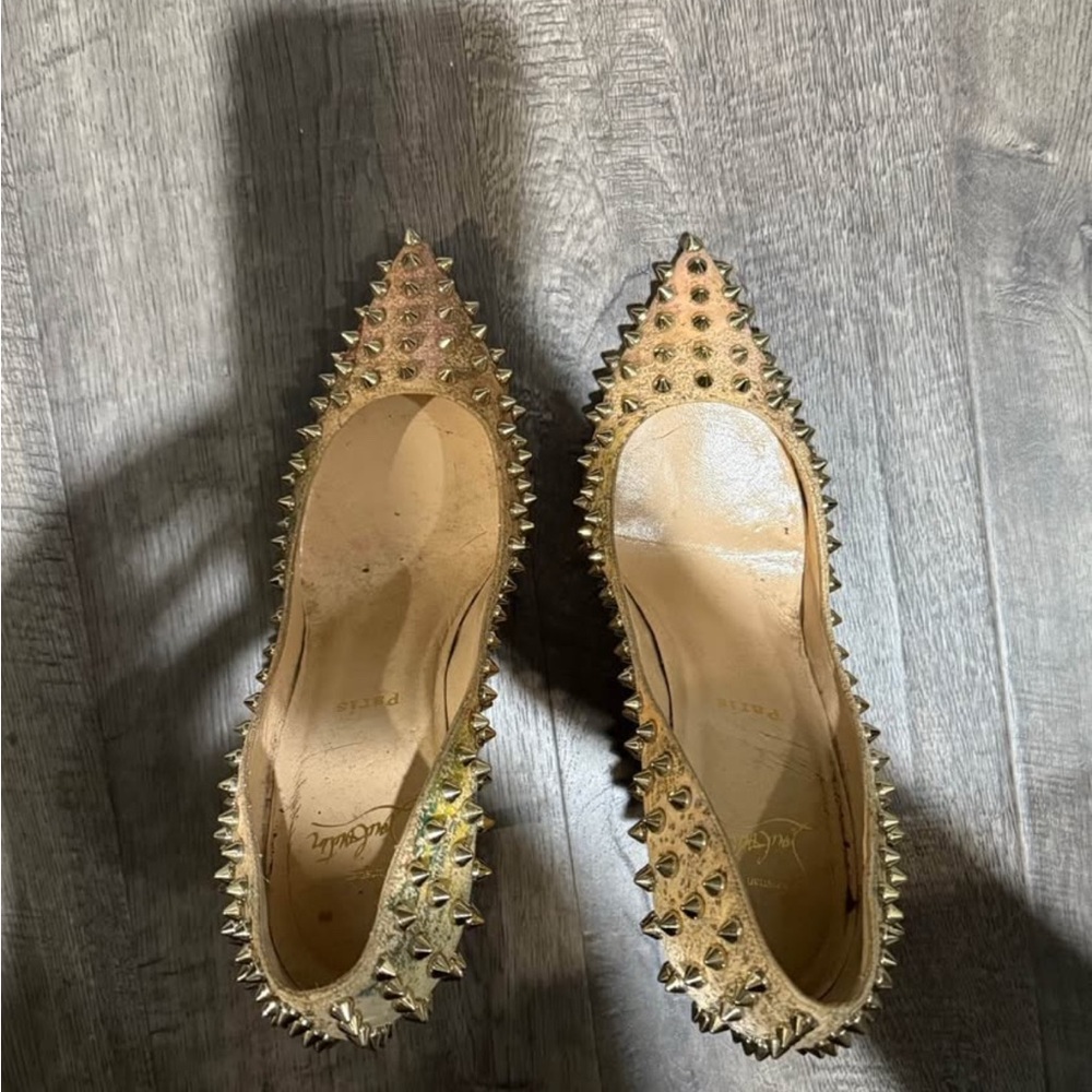 CHRISTIAN LOUBOUTIN Heels